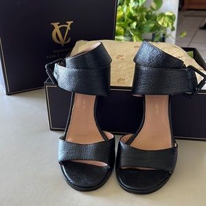 VC Black Sandal